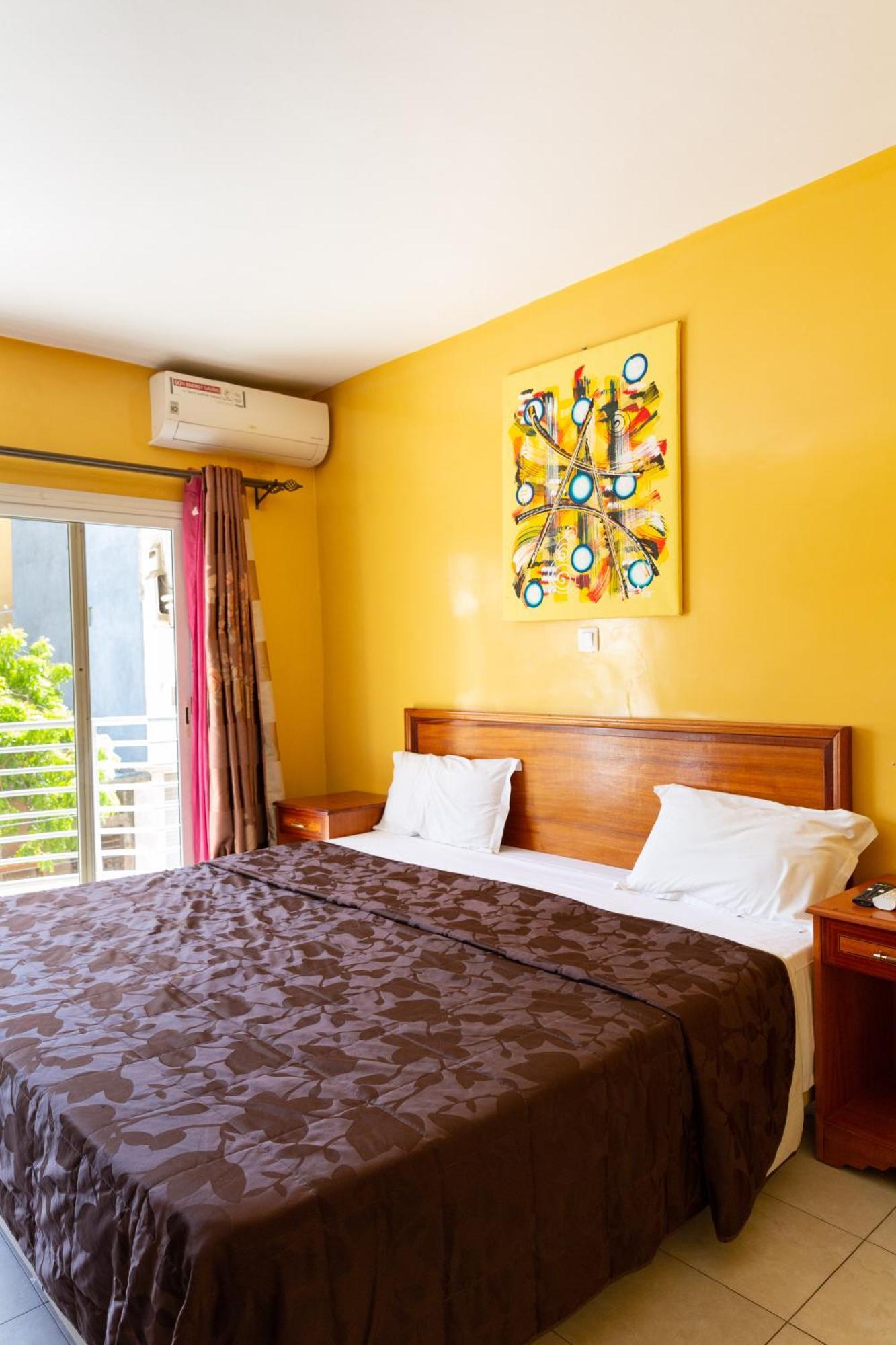 Residence De La Porte Du Millenaire ดาการ์ ภายนอก รูปภาพ